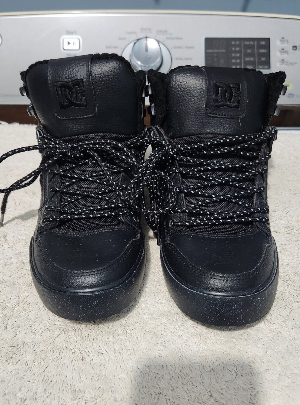 DC Men's Black Lace-Up High-Top Winter Boots Size 9